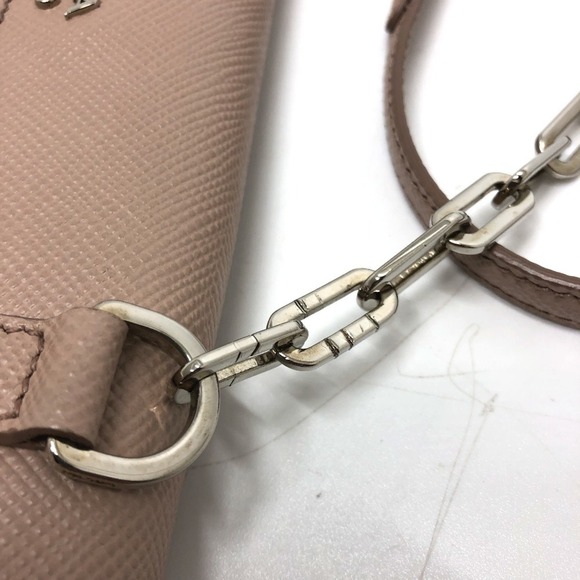 PRADA Cream Leather Saffiano Shoulder Bag - Picture 4 of 16